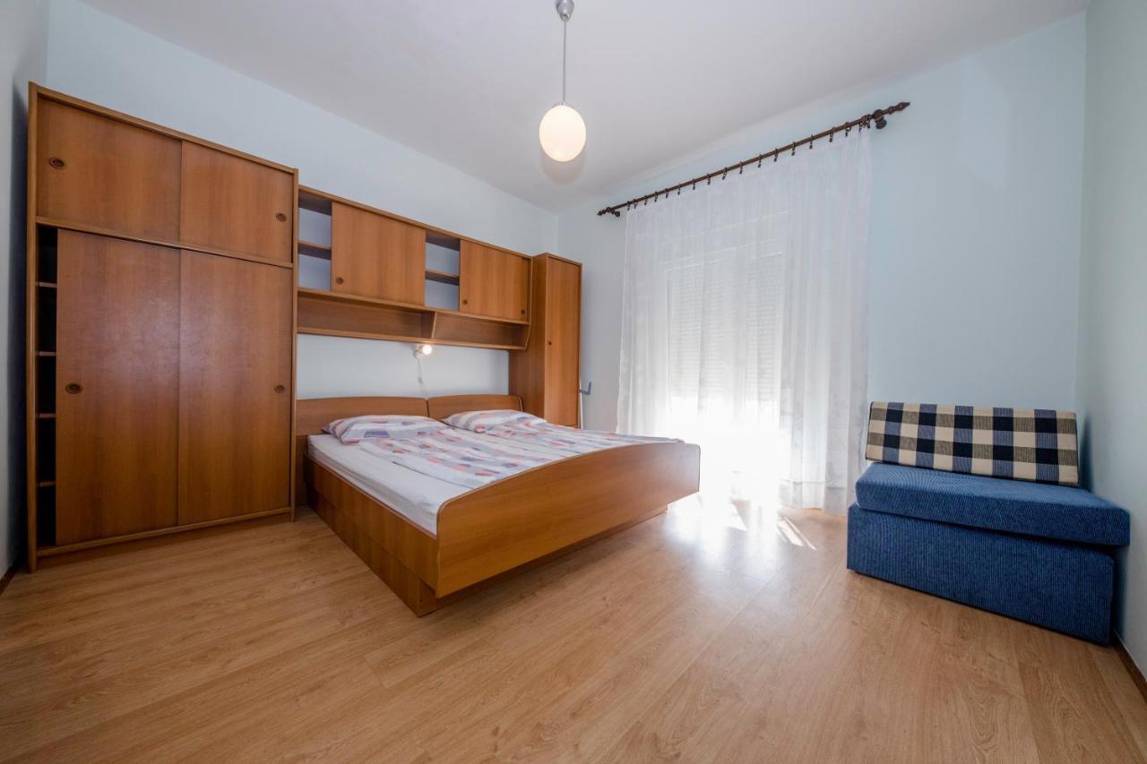 Apartments By The Sea Supetarska Draga - Donja, Rab - 11769 ภายนอก รูปภาพ