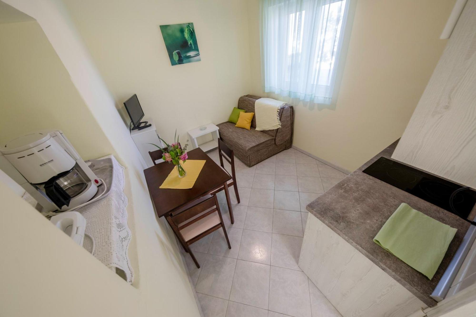 Apartments By The Sea Supetarska Draga - Donja, Rab - 11769 ห้อง รูปภาพ